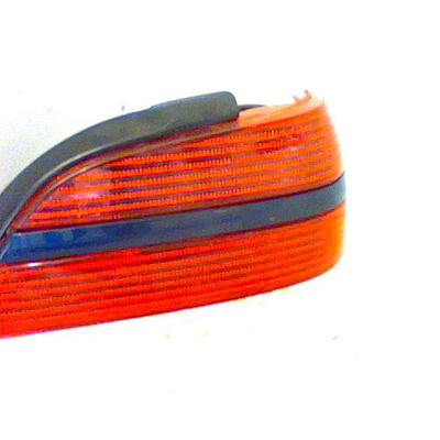 Feu arrière droit PEUGEOT 406 Phase 1 10-1995--04-1999 2.2i 16v