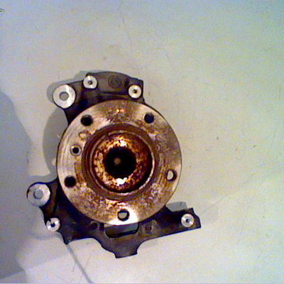 Moyeu avd B.M.W. SERIE 5 IV Phase 1 12-1995--07-2000