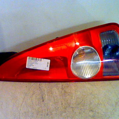 Feu arrière droit RENAULT ESPACE IV Phase 1 09-2002--03-2006 1.9 DCI
