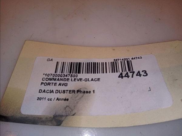 Commande lève-glace porte avant gauche Dacia DUSTER (HS_) 1.6 16v (2010-2018)