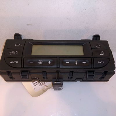 Commande de chauffage Peugeot 1007 (KM_) 1.4 hdi (2005)