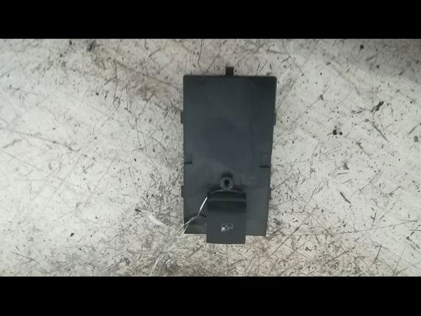 Commande lève-glace porte avant droite Opel MERIVA B Monospace (S10) 1.7 cdti (75) (2010-2017)