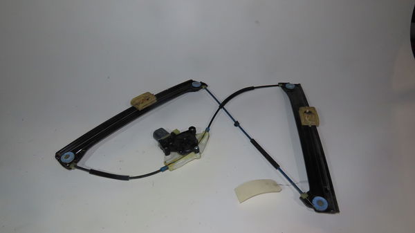 Mecanismemoteur leve-glace avg Volkswagen TOURAN (5T1) 1.6 tdi (2015-2016)