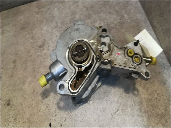 Pompe a vide Volkswagen PASSAT B5.5 (3B3) 1.9 tdi (2000-2005)