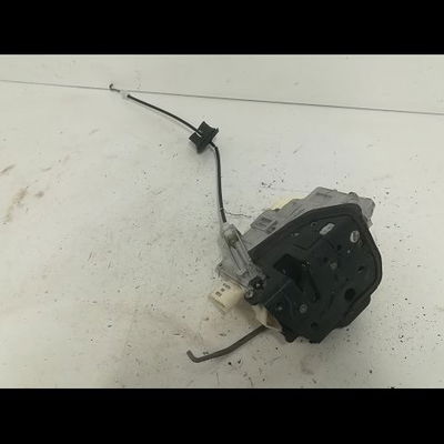 Serrure porte avd Audi A4 B7 Avant (8ED) 1.9 tdi (2004-2008)