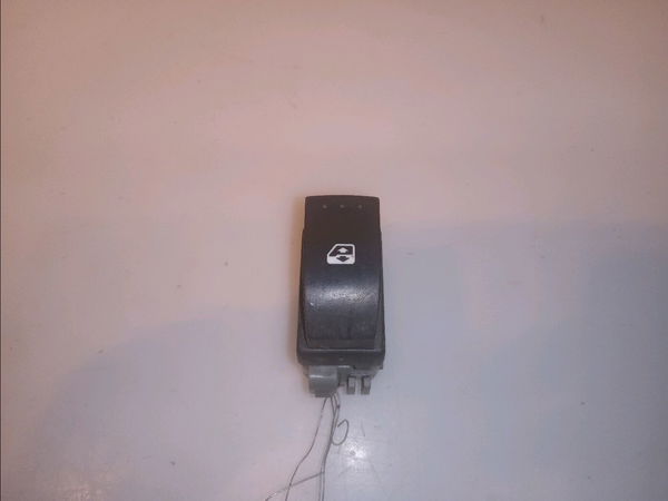 Commande lève-glace porte avant droite Renault ESPACE IV (JK0-1_) 2.2 dci (jk0h) (2002-2006)