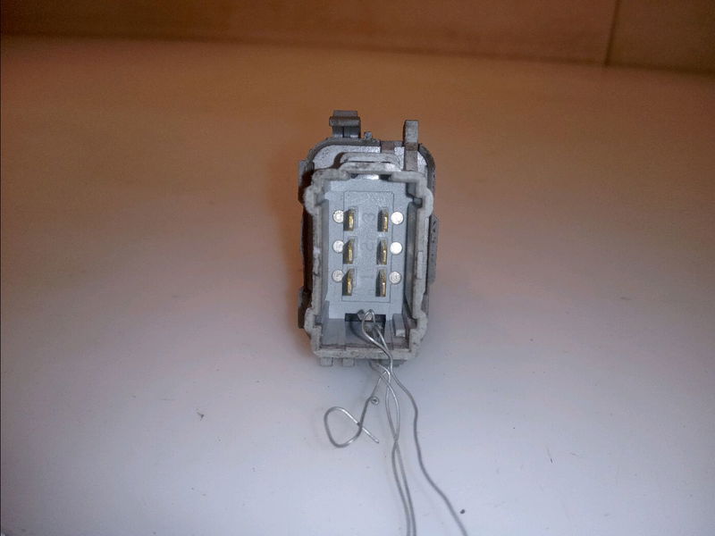 Commande lève-glace porte avant droite Renault ESPACE IV (JK0-1_) 2.2 dci (jk0h) (2002-2006)