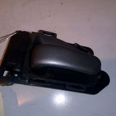 Poignee int porte avd Citroën XSARA PICASSO (N68) 1.6 hdi (2004-2011) 5 portes