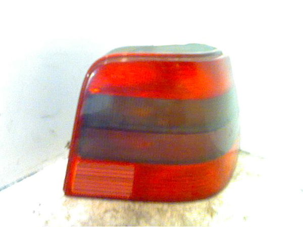 Feu arrière droit VOLKSWAGEN GOLF IV GOLF IV Phase 1 1998-01-01--2005-06-30