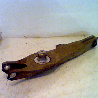 Triangle inf arg FIAT CROMA II Phase 1 06-2005--12-2007 1.9 DT 8v MULTIJET 120ch