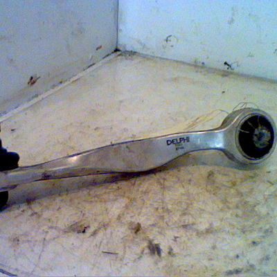 Triangle sup avd VOLKSWAGEN PASSAT IV Phase 2 10-2000--03-2005 1.9 TDI 100ch
