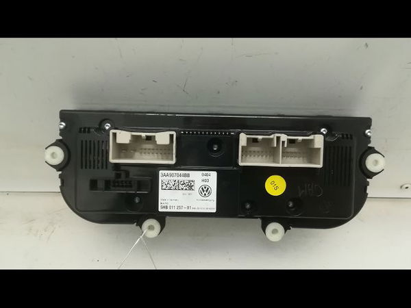 Commande de chauffage Volkswagen PASSAT B7 Variant (365) 2.0 tdi (2010-2014)