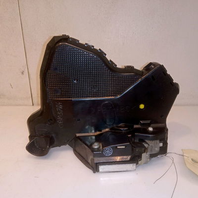Serrure porte avd Suzuki GRAND VITARA II (JT, TE, TD) 1.6 traction intégrale (jb416) (2005-2015)