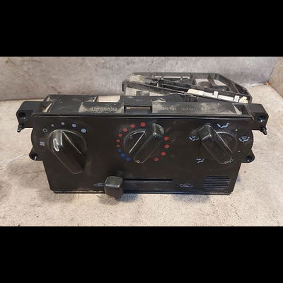 Commande de chauffage Nissan MICRA II (K11) 1.0 i 16v (1992-2000)