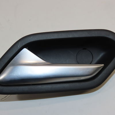 Poignee int porte arg Dacia SANDERO III Liberty 125 i.e. (m73) (2012)