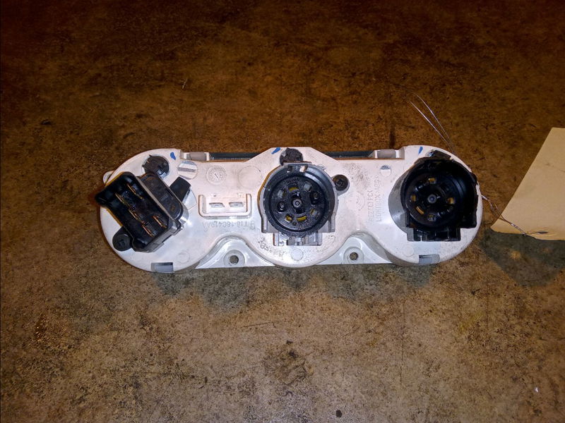 Commande de chauffage Ford TRANSIT CONNECT (P65_, P70_, P80_) 1.8 tdci (2002-2013) 3 portes