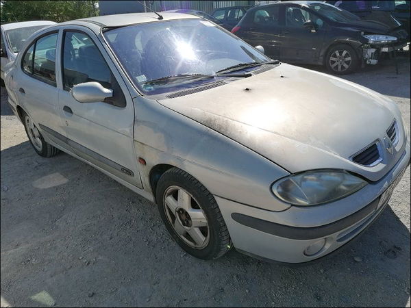 Compteur PEUGEOT 806