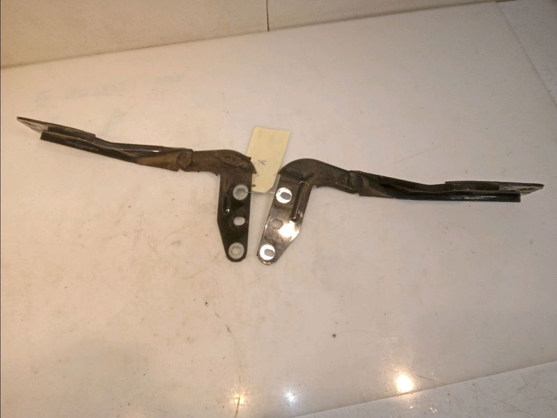 Compas d capot PORSCHE CAYENNE I