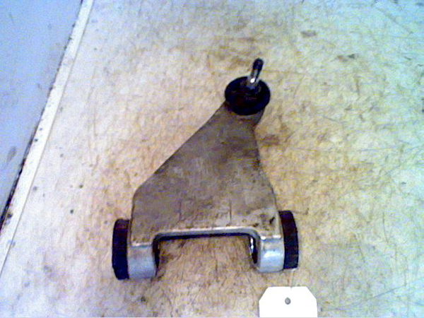 Triangle sup avd ALFA ROMEO 166 Phase 2 01-2004--07-2007 2.4 JTD 175 ch