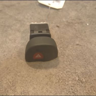 Bouton de warning Renault MEGANE I Classic (LA0-1_) 1.6 e (la0f, la0s) (1996-1999)