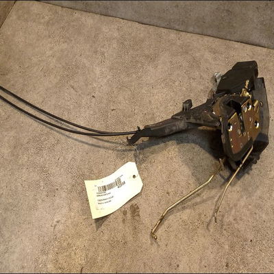 Serrure porte avg Toyota RAV 4 II (_A2_) 2.0 d 4wd (cla20_, cla21_) (2001-2005)