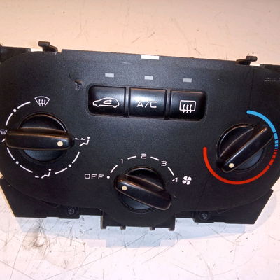 Commande de chauffage Peugeot 307 (3A-C) 2.0 hdi 90 (2000-2007) 5 portes