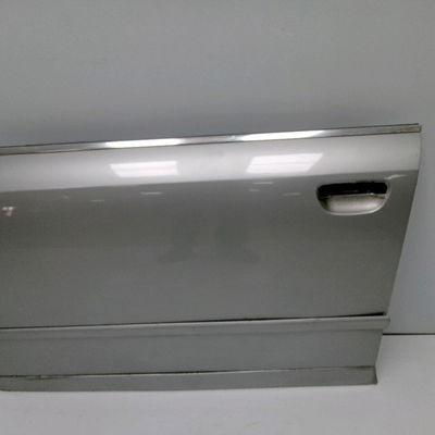 Porte avant gauche Audi A4 B6 Avant (8E5) 2.5 tdi quattro (2001-2004)