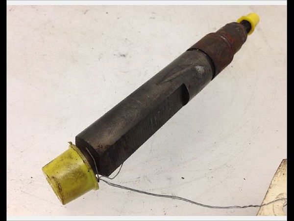 Injecteur RENAULT MEGANE SCENIC I Phase 2 08-1999--06-2003 1.9 DTI