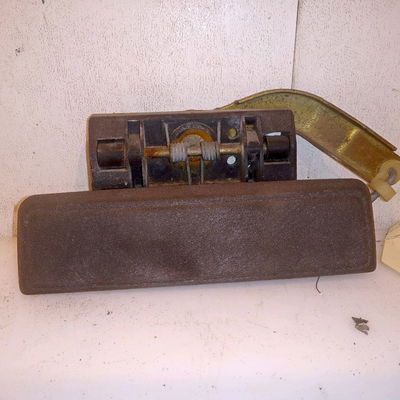 Poignee ext porte avg Peugeot 205 II (20A-C) 1.4 (1988-1998)