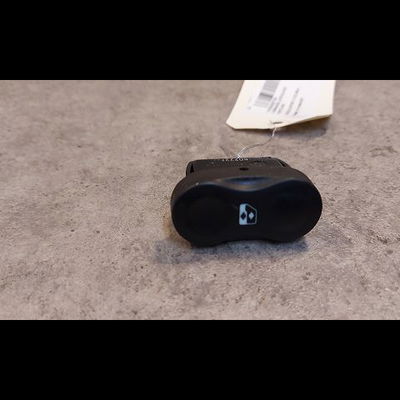 Commande lève-glace porte avant gauche Dacia DUSTER (HS_) 1.5 dci (2010-2018)