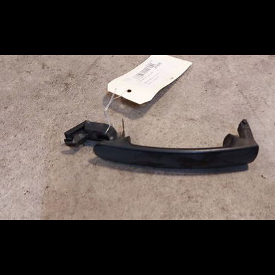 Poignee ext porte ard Skoda FABIA II (542) 1.4 tdi (2007-2010)