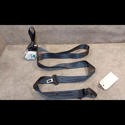 Ceinture arrière gauche Skoda FABIA II (542) 1.4 tdi (2007-2010)