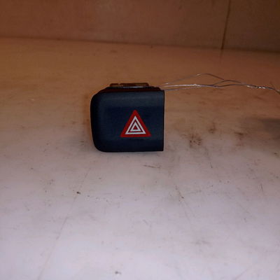 Bouton de warning Peugeot RIFTER 1.5 bluehdi 100 (2018)