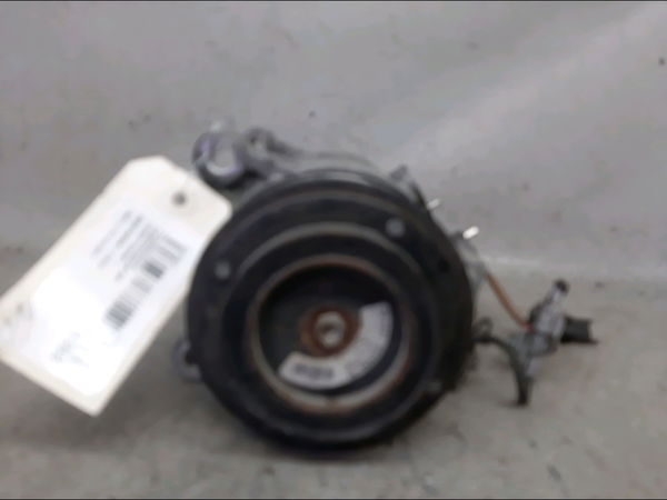 Compresseur air conditionne Bmw 1 (F20) 116 d (2012-2015)