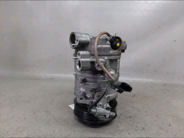 Compresseur air conditionne Bmw 1 (F20) 116 d (2012-2015)