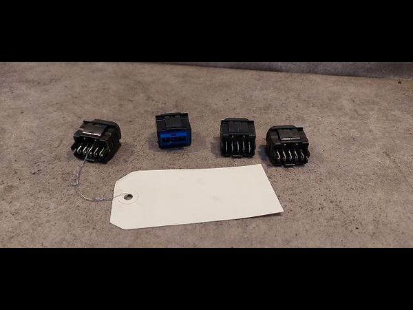 Commande lève-glace porte avant gauche Fiat ULYSSE (220_) 2.0 (220.ac5) (1994-2002)