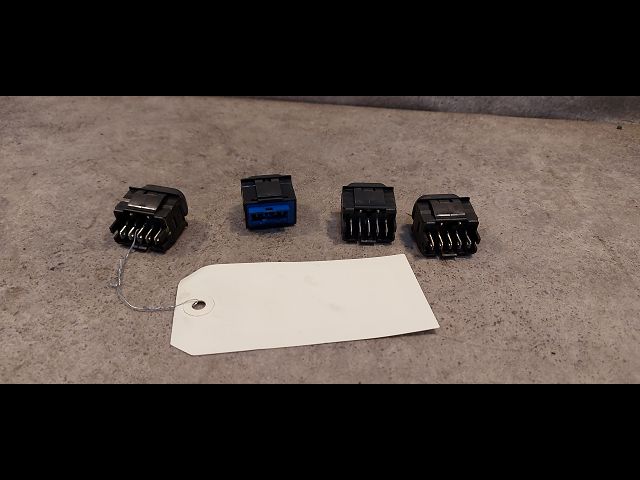 Commande lève-glace porte avant gauche Fiat ULYSSE (220_) 2.0 (220.ac5) (1994-2002)