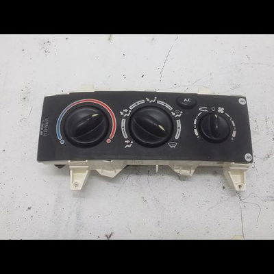 Commande de chauffage Renault MEGANE Scenic (JA0-1_) 1.6 16v (ja0b, ja04, ja11, ja00) (1998-1999)