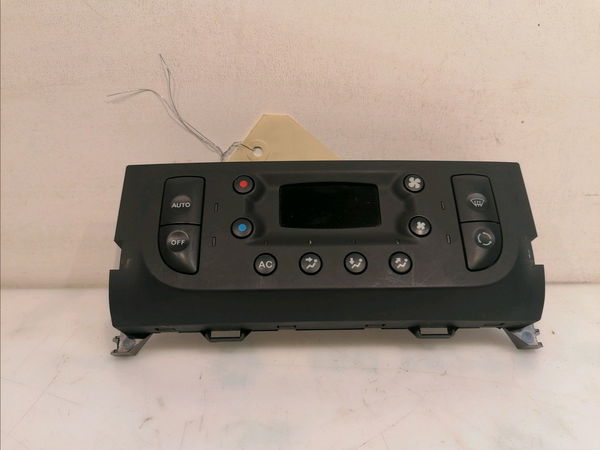 Commande de chauffage Renault CLIO II (BB_, CB_) 1.4 16v (b-cb0p, bb13) (2000-2008) 5 portes