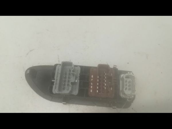 Commande lève-glace porte avant gauche Renault VEL SATIS (BJ0_) 3.0 dci (bj0j, bj0n) (2002-2006)