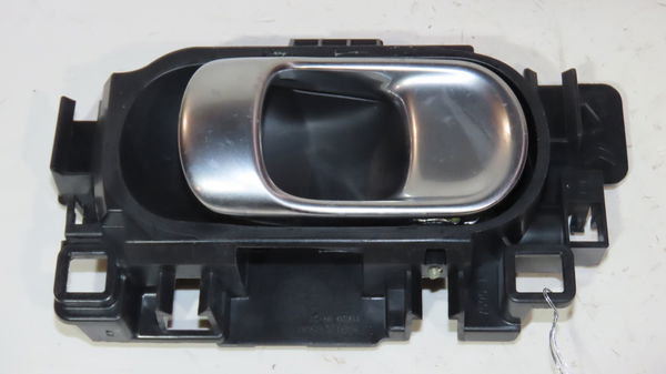 Poignee int porte ard Citroën C5 AIRCROSS (A_) 1.5 bluehdi 130 (acyhzj, acyhzr) (2018)