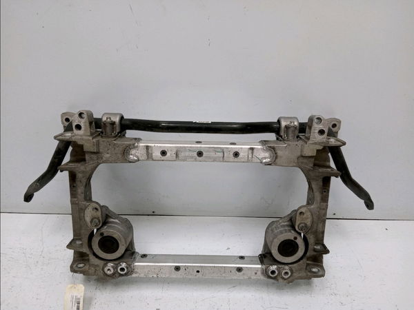 Berceau moteur avant Maserati GHIBLI III (M157) 3.0 d (2013) 4 portes