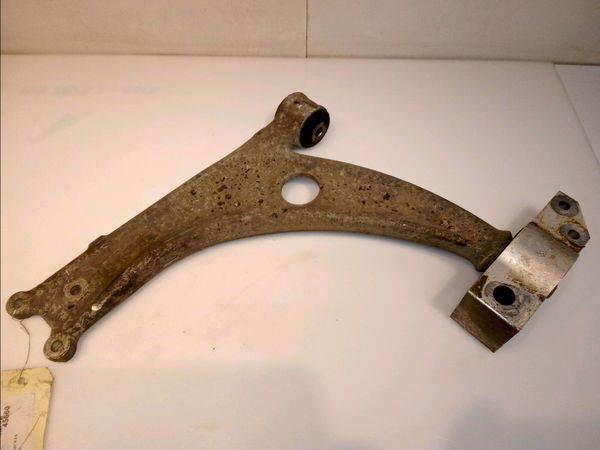 Triangle inf avg Volkswagen PASSAT B6 (3C2) 2.0 tdi 16v (2005-2010)