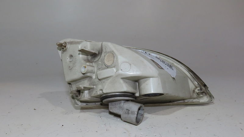 Clignotant gauche Renault TWINGO II (CN0_) 1.5 dci 75 (2010) 3 portes