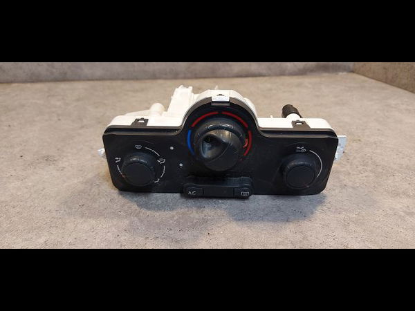 Commande de chauffage Renault MODUS - GRAND MODUS (F-JP0_) 1.5 dci (fp0e, jp0e) (2004)