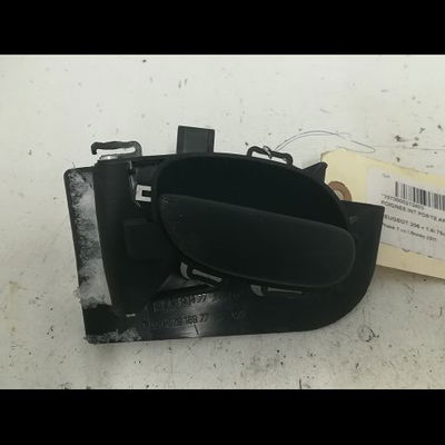 Poignee int porte arg PEUGEOT 206  Phase 1 03-2009--05-2013 1.4i 75ch