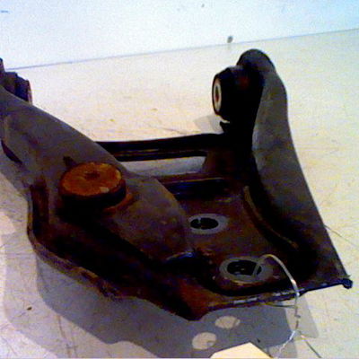 Triangle inf avd RENAULT CLIO II Phase 1 03-1998--06-2001