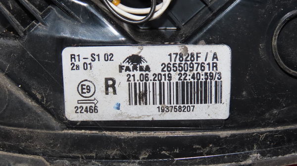 Feu arrière droit Renault CLIO V (B7_) 1.0 tce 100 (b7mt) (2019)