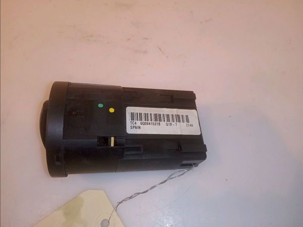 Interrupteur commande de phares Volkswagen POLO (9N_, 9A_) 1.4 tdi (2001-2005) 3 portes