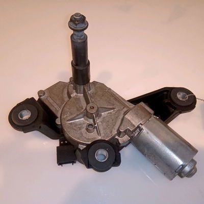 Moteur essuie-glace arrière Renault KANGOO Express (FW0-1_) 1.5 dci 110 (fw06, fw12) (2013)